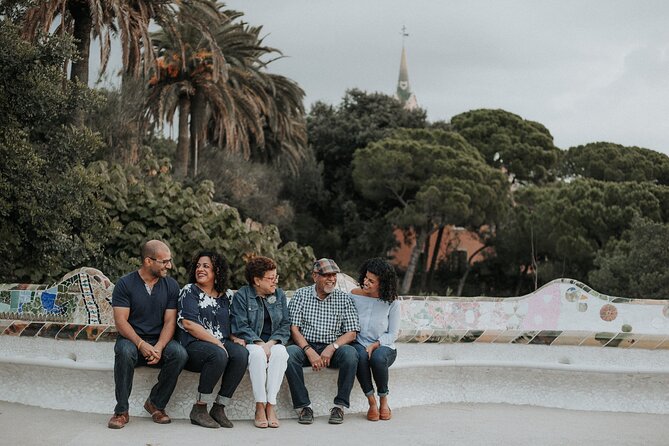 Private Vacation Photography Session with Local Photographer in Barcelona - Price and Value: $325 for a Group, Plus a Few Items to Budget