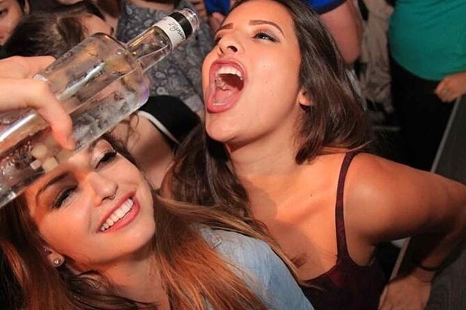 Pub Crawl Barcelona by EVOLVE The BEST night experience - A $24 Barcelona night out that actually buys you something