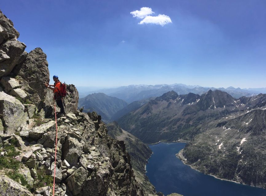 Pyrenees: A-day Hike with a Choice of 3 Levels - The pacing style: comfortable movement, not a suffering contest