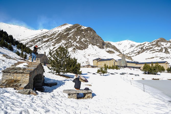 Pyrenees & Medieval Towns Small Group Tour from Barcelona - Key highlights