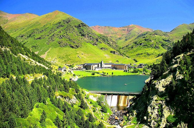 Pyrenees Private Tour from Barcelona with Easy Hike & Cogwheel Train - Price, value, and what $462.56 covers