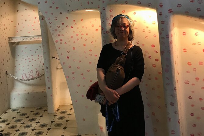 Reserved Entrance to Casa Batlló with Audio Guide in Barcelona - The Audio Guide: Your Personal Decoder for Gaudí’s Details