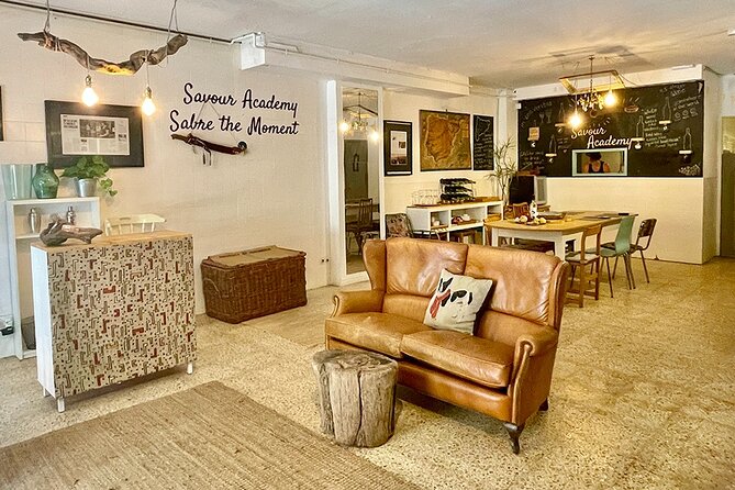 Sabre the Moment: Cava Sabrage Class in Barcelona - Savour Academy in Sants-Montjuïc, and why the meeting point matters