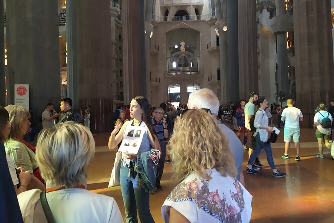 Sagrada Familia English Guided Tour & Optional Tower Access - Price and value: what you’re paying for at about $53