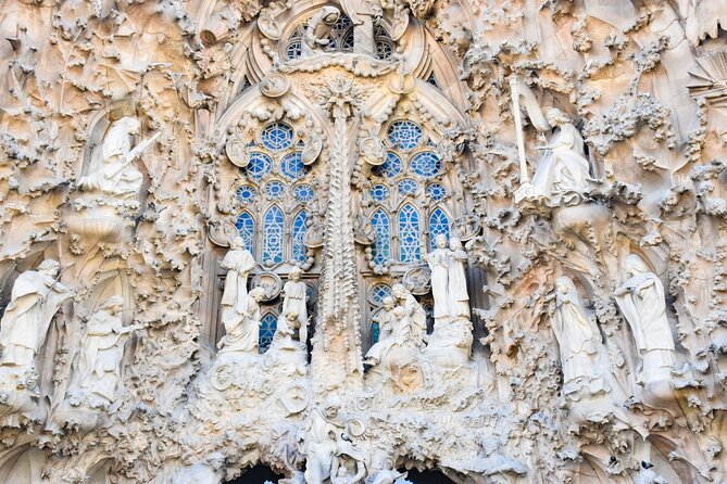 Sagrada Familia Fast Track Guided Tour - Optional tower elevator access: worth it, with clear limits