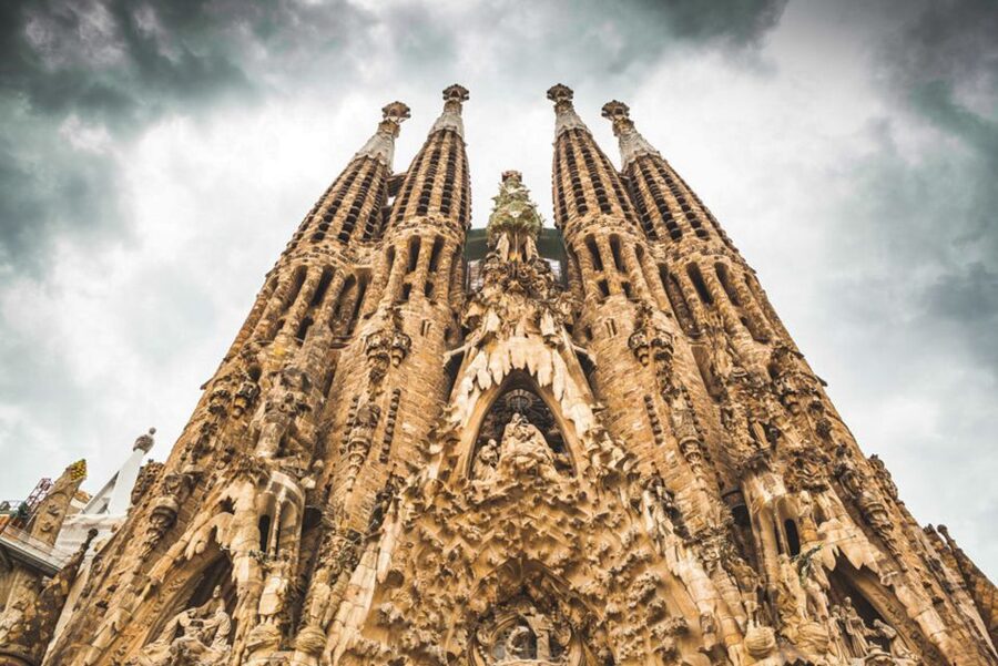 Sagrada Familia & Gaudi Guided Tour Private or Small Groups - What you might be missing because tickets are not included