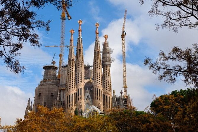 Sagrada Familia & Gothic Quarter Private Tour - Price and value: does $248.41 per person make sense?