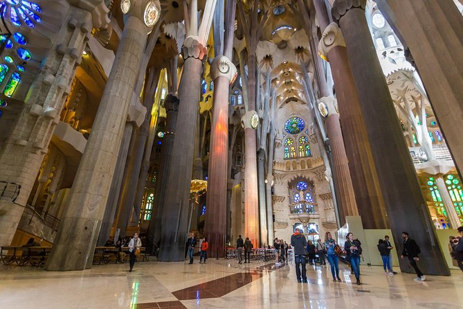 Sagrada Familia Guided Tour with Skip The Line Access - Gaudí’s Story: Mission, Sacrifice, and the Start When He Was 31
