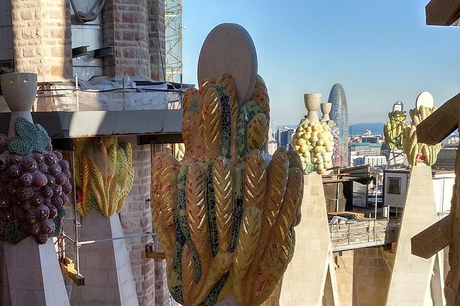 Sagrada Familia Guided Tour with Towers Access - Stained glass, symbols, and why the guide matters