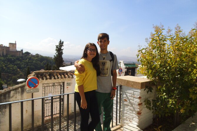 Sagrada Familia Private Guided Tour - Fast-track entry and headsets: what this private tour is really buying