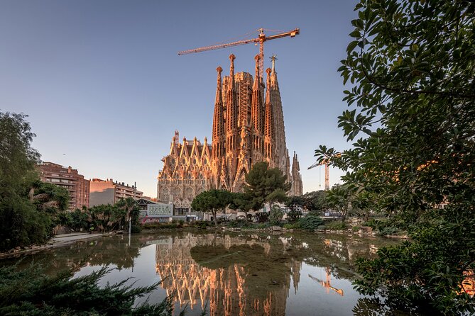 Sagrada Familia Private Tour with Priority Entrance - Private Group Benefits: Less Hustle, More Personal Pace