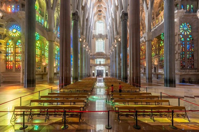 Sagrada Familia Private Tour with Skip-the-Line Ticket - Why a private Sagrada Familia tour feels like real value