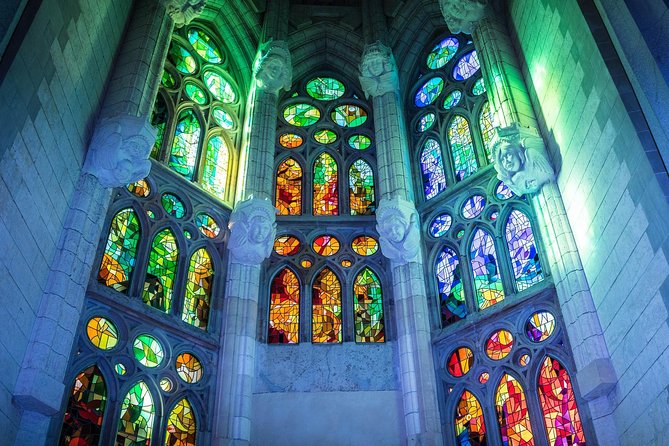 Sagrada Familia Skip the Line Tour Optional Small Group - Timing matters: golden hour and the stained glass effect