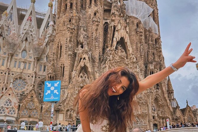 Sagrada Familia Skip The Queue With Audio Guide Tour - Practical tips to make your visit smoother