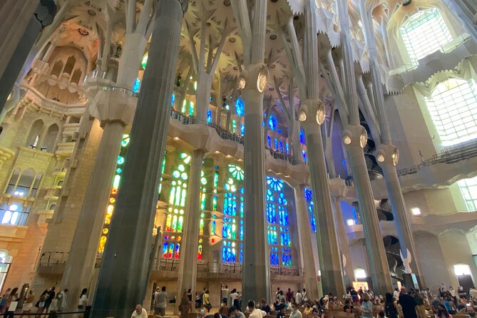 Sagrada Familia Tour with Express Entry and Local Guide - Your Express Entry Plan: What Fast-Track Really Means