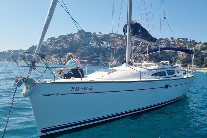 Sailing experience on a 4-hour sailboat in Girona - The First Segment Around Platja d’Aro: Getting Comfortable Before the Cove
