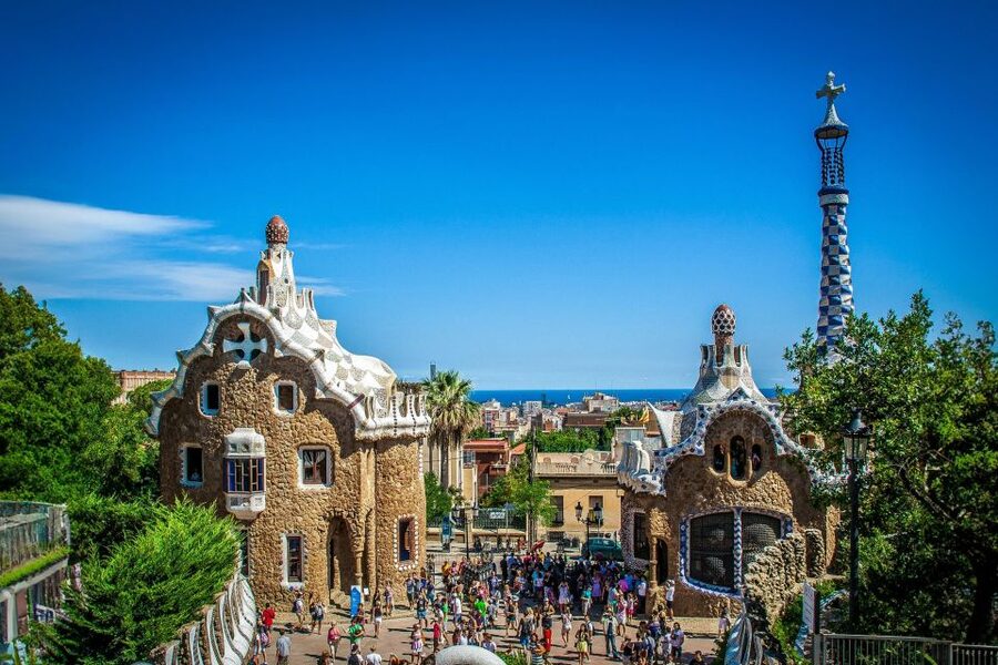 Sailing Experience, Sagrada Familia & Park Guell - Should you book it? My call