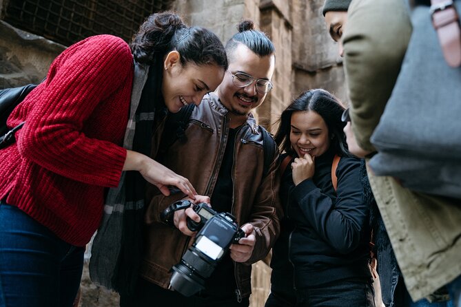 Shine in the Streets of Barcelona: cinematic & candid photos - A 1-Hour Barcelona Photo Walk That Actually Feels Easy