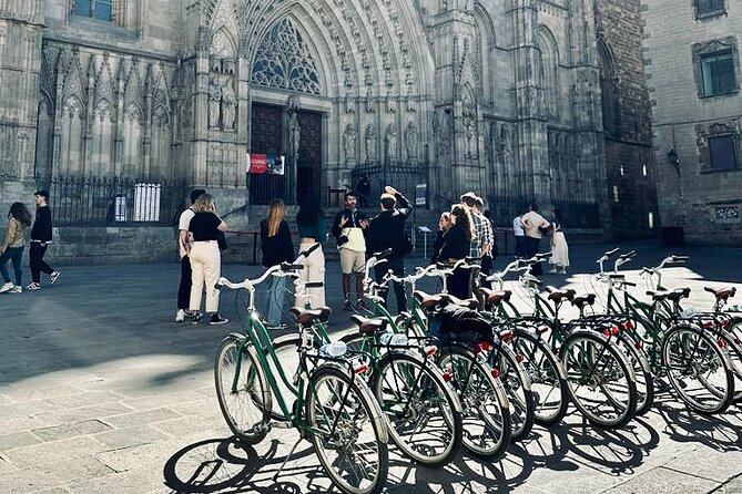 Sightseeing by Bike & Photo Shooting - Photos you can actually use at home