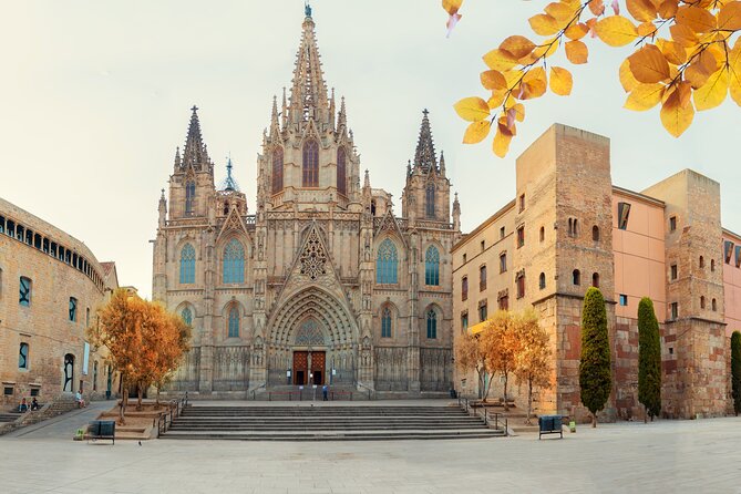 Skip-the-line Barcelona Cathedral with Private Guide - When Santa Maria del Mar is included, the pace changes