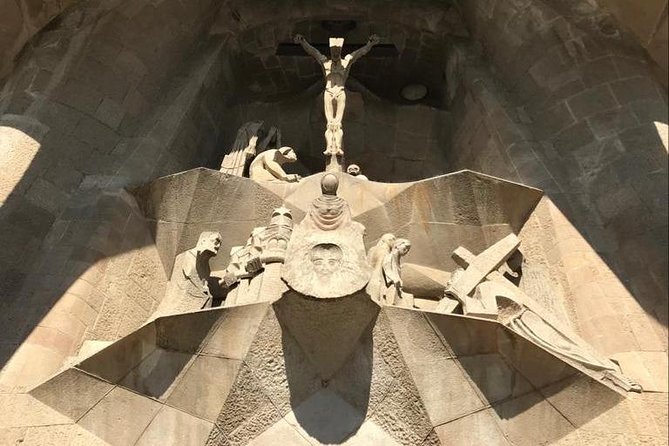 Skip The Line : La Sagrada Familia Guided Tour - Who this tour suits best in Barcelona