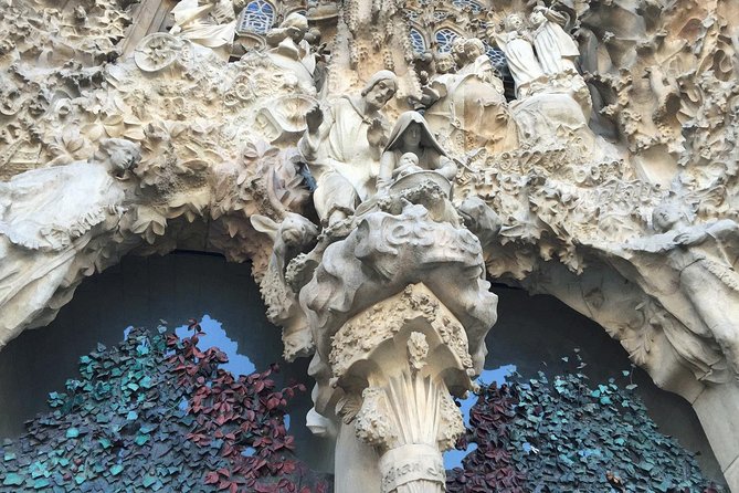 Skip The Line Sagrada Familia Small Group Tour - What you will notice inside: ceilings, stained glass, and the meaning behind the visuals