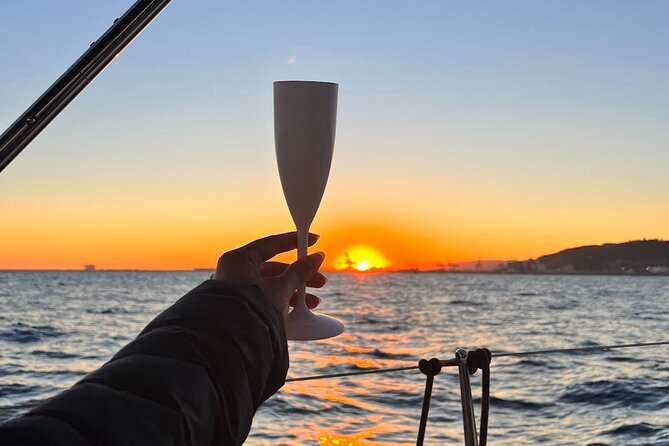 Sunset Sailboat Tour along the Coast with Open Bar - Who this tour suits best (and who might rethink it)