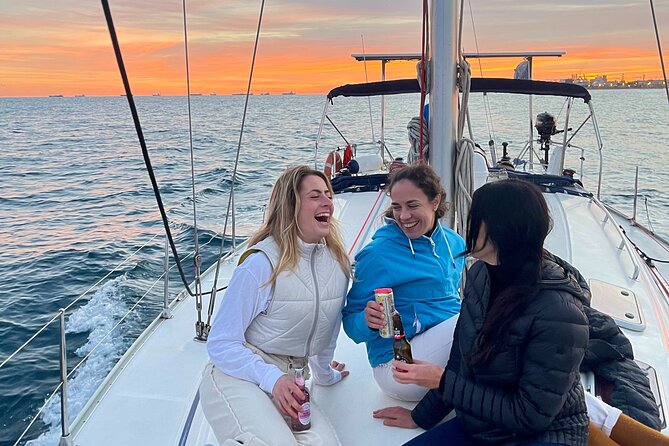 Sunset Sailing Cruise in Barcelona led by Young & Local Captain - Where you meet: Pg. de Joan de Borbó, and how to plan your timing