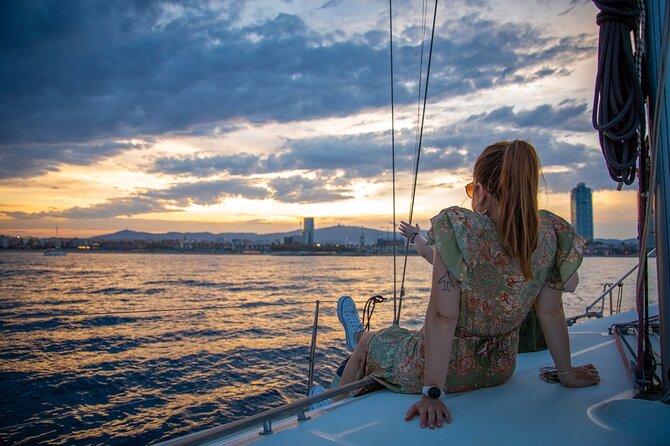 Sunset Sailing Tour in Barcelona - The Included Drinks and Snacks, Plus the Crew Personality