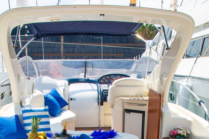 Sunset yacht ride in Barcelona + snacks and drinks - Barceloneta Beach Cruise: Classic Views With Minimal Effort