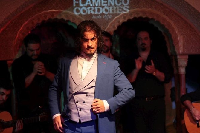 Tablao Flamenco Cordobes on Rambla Barcelona with Dinner Option - Seating, crowding, and comfort: how to make the most of a packed room