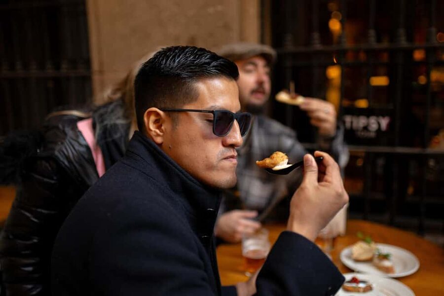 Tapas Food Tour with Dinner in Barcelona - Key points to know before you go