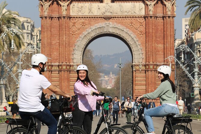 Tapas Tasting Bike/E-Bike Tour in Barcelona - Stop-by-stop: 3 hours across Barcelona’s big sights