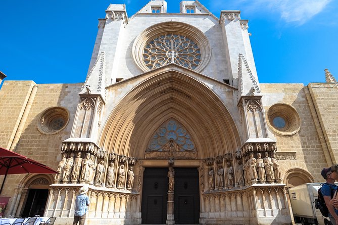 Tarragona and Sitges Small Group Tour - Roman History & Culture - Sitges beach time: cafes, boutiques, and how to beat the crowd