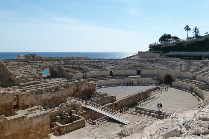 Tarragona and Sitges Tour with Small Group and Hotel Pick Up - Roman walls and the 2-minute reality check