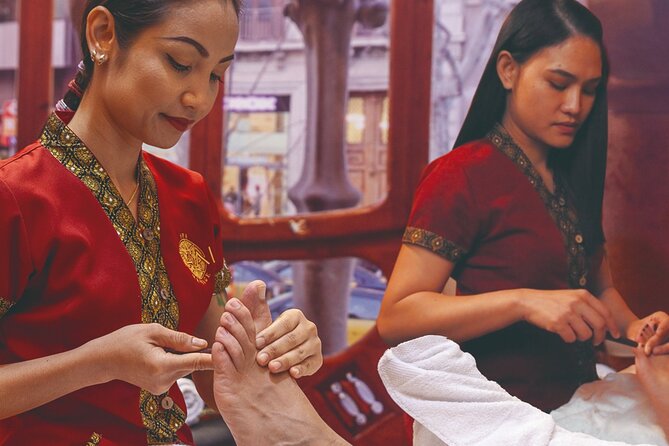 Thai Foot and Legs Massage of 30 min at THAI MASSAGE ALURA - Finding the place in Barcelona, Les Corts address and timing