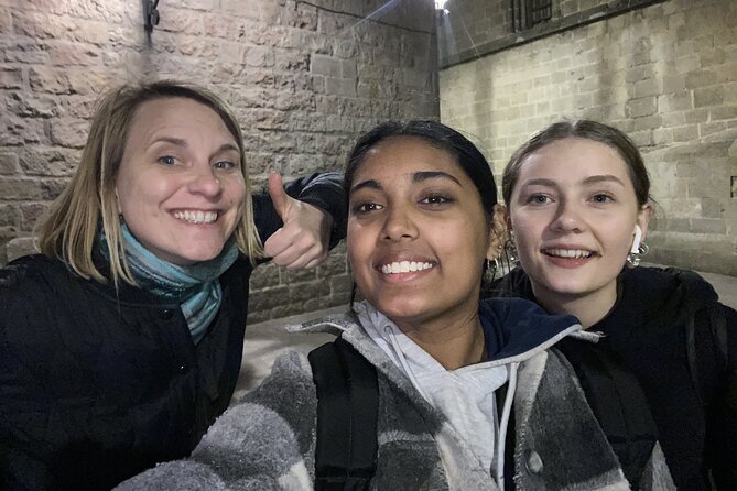 The Gothic Trail – Ghosts of Barcelona Exploration Game - How the App Adventure Actually Works (Clue, Walk, Learn)
