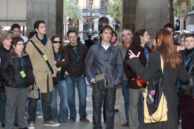 "The Shadow of the Wind" Novel Walking Tour - Santa Anna Church, a quiet finish near Plaça Catalunya