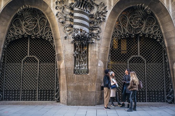 The Ultimate Old Town Tour in Barcelona - Boqueria Market: more than a photo stop