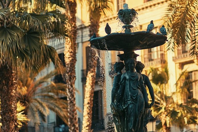 The Ultimate Old Town Tour in Barcelona - La Catedral de Barcelona and Gothic Quarter context, including Neo-Gothic