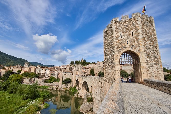 Three Medieval Gems & Local Lunch Private Tour from Barcelona - Besalú’s Romanesque Bridge and the Town Stops You Actually Use