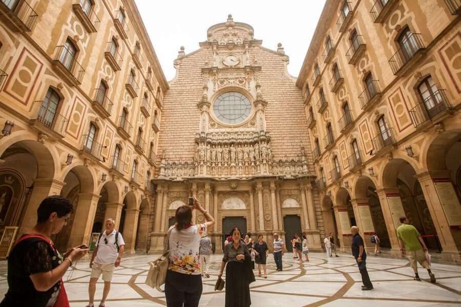 Trans Montserrat: Return Ticket and Audiovisual Exhibit - Comfort notes: strollers, stairs, and mobility planning