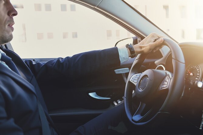 Transfer: El-Prat Airport (BCN) to Barcelona City Center - Comfort, Luggage, and a Private Sedan for Up to Six