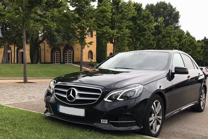 Transfer from Barcelona Airport to Andorra. (1 to 3 passengers) - Key takeaways before you book