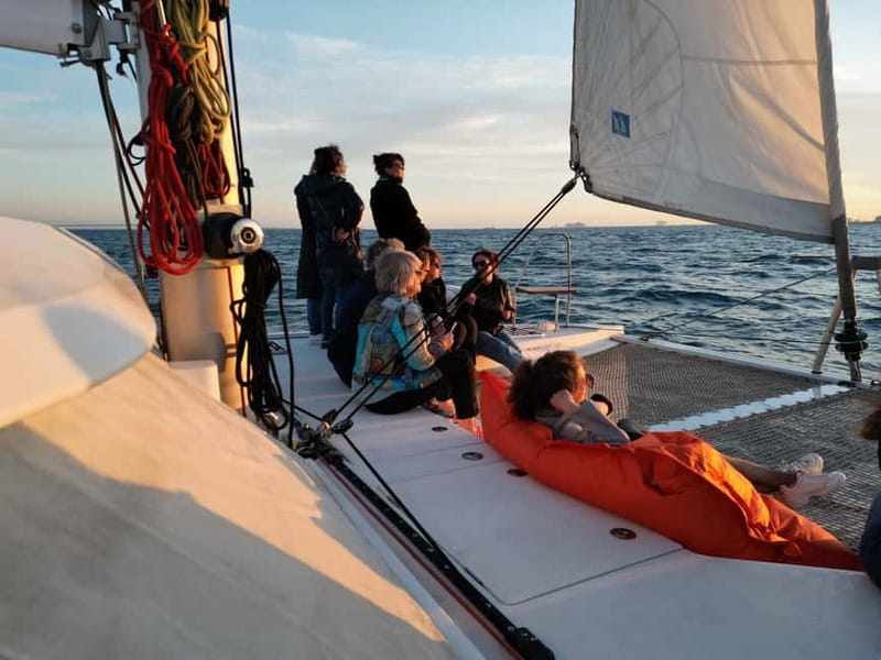 Vermouth on Catamaran: A Gastronomic Experience in Barcelona - Why Vermouth Time on a Catamaran Works in Barcelona