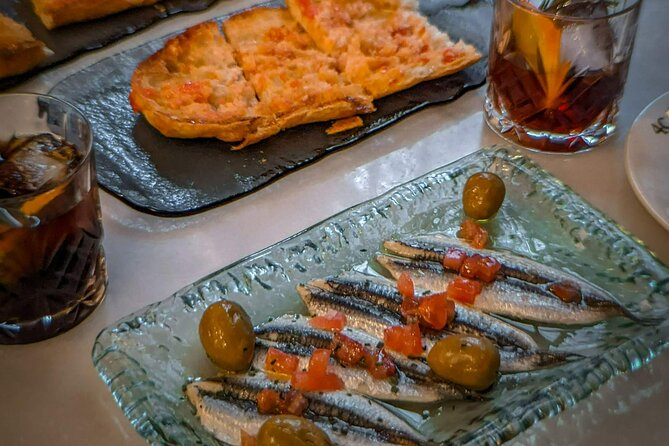 Vidavivida Wine Journey Food and Culture Tour in Barcelona - Stop 2: El Born, where artisan vibes meet dinner appetite