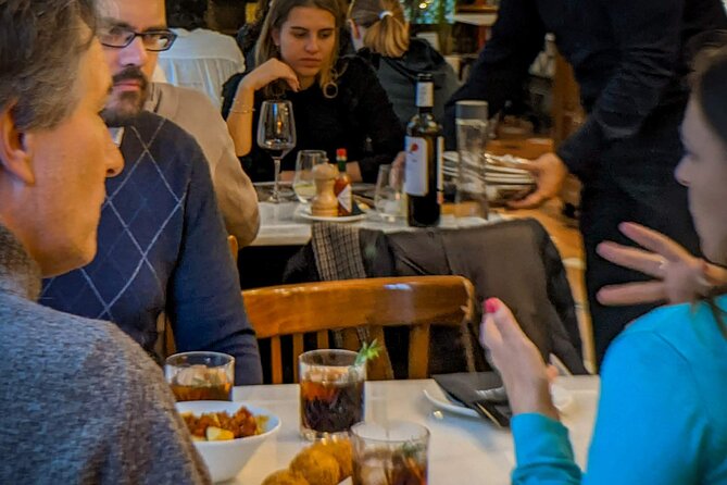 Vidavivida Wine Journey Food and Culture Tour in Barcelona - Timing, meeting point, and the walking reality