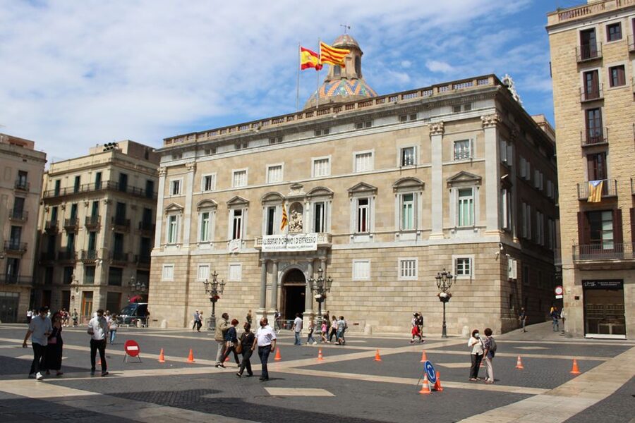 Walking Tour Gothic Quarter and Ramblas+Boat Trip - Plaza Nova Roman wall ruins to the Cathedral façade you can read at street level