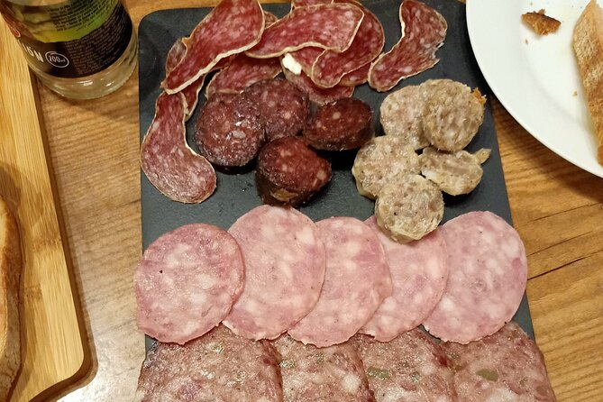 Walking Tour in Girona History and Gastronomy with Tasting - Girona History and Gastronomy: the smart way to cover a lot fast