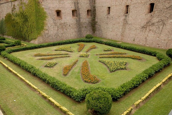 Witch Hunt on Montjuïc: Self-Guided Puzzle Quest in Barcelona - Key things to know before you play Witch Hunt on Montjuïc